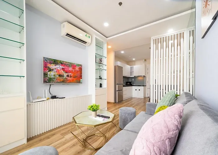 District 3 Modern Nest 2 Bedroom