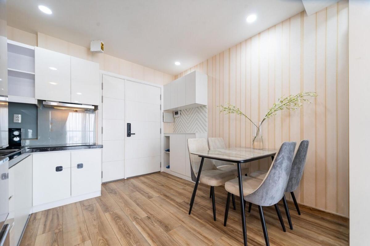 District 3 Modern Nest 2 Bedroom Apartment Ho Chi Minh City